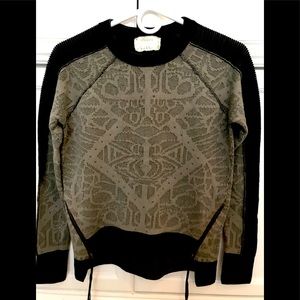 Nicole Miller Stretch Active Wear Sweater S-M